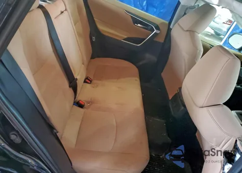 2020 Toyota Rav4 Xle from USA, damaged, VIN 2T3P1RFV7LC135335